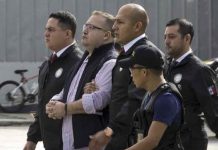 Exgobernador Duarte llega a México para enfrentar cargos de corrupción