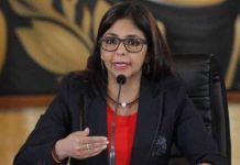 Canciller venezolana: Los que se oponen al diálogo tienen una agenda de violencia