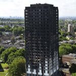 La torre incendiada en Londres estaba revestida con un material prohibido