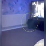 Mujer graba supuesto «niño fantasma» que se pasea por su casa