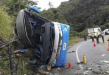 Accidente de tránsito deja cinco muertos y más de 30 heridos en Colombia