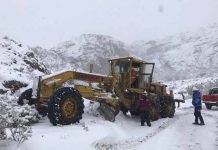 Chile: Gobierno continúa búsqueda de mineros atrapados pese a clima adverso