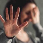 Acusan a policías de torturar y violar a una señora dentro de su casa en Argentina