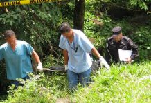 El Salvador: Encuentran dos cadáveres tirados a la orilla de un río
