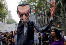 Macri afronta primera huelga nacional