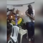 Video: Despedida de difunto genera controversia en las redes sociales