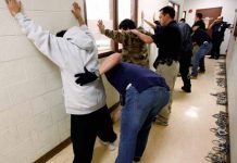 EE.UU.: Detienen a 30 hondureños en redada antiinmigrante