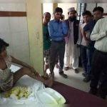 Rescatan en la India a niña adoptada por monos