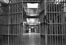 Procesan a 17 reos por violar a compañero de celda en Guatemala