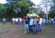 Se rompen los fuegos en San Andrés de la Palanca