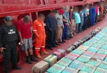 Ecuador incauta 5 toneladas de cocaína en barco de bandera panameña