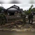 Japón: Ministro visita zonas arrasadas por torrenciales lluvias