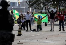 Operación policial deja diez muertos en Brasil