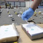 Policía incauta 1,3 toneladas de cocaína en zona costera de Ecuador