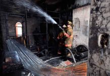 Árbol de Navidad provocó incendio en vivienda de Costa Rica