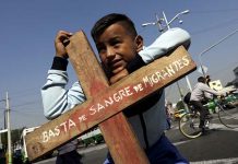 Realizan manifestación de apoyo a migrantes en México