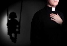 Renuncia cura denunciado por pedofilia en Argentina