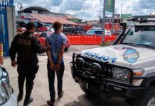 Costa Rica: Detienen a panameño por robar y violar a mujer frente a su esposo