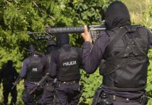 El Salvador: Autoridades policiales rescatan a madre e hijo raptado por mareros