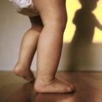 Uruguay: Procesan a pareja de argentinos cuya bebé se intoxicó con drogas