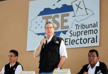 Inician elecciones primarias en Honduras
