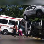 Fuerte choque entre autobús y camión deja diez muertos en el noreste de Colombia