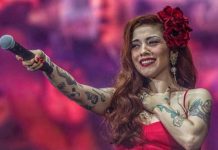 Mon Laferte se despide por un tiempo de los escenarios