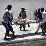 Explosión en carretera de Somalia deja al menos 20 muertos