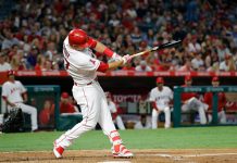 Trout batea hit mil el día de su 26to cumpleaños