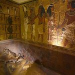 Egipto se interesa por los restos orgánicos de la tumba de Tutankamón