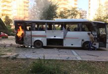 Explosión cerca de un autobús de la Policía en Mersin, Turquía