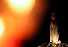 Masivo acto en Fátima pone fin al centenario de las apariciones