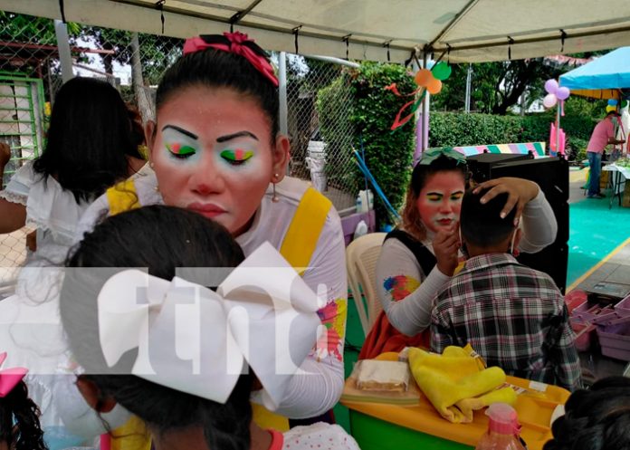 VIH-SIDA, portadores, diversión, niñez ,