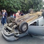 Madre e hijo lesionados tras vuelco en Managua