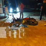 Motociclista lesionado al ser impactado por vehículo que huyó en Juigalpa nicaragua, accidente, transito, juigalpa, moto,