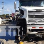 nicaragua, accidente, carretera nueva a leon, furgon, cauce,
