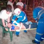 Motociclista y peatón resultan lesionados en accidente