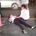 Adolescente sufre lesiones tras ser atropellada por una camioneta en Bolonia