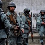 Decenas de miembros de las fuerzas de seguridad afganas muertos en ataques taliban