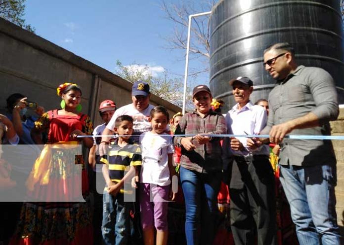 nicaragua, agua, el crucero, suministro, alcaldia,