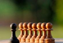 La inteligencia artificial también reproduce el mal