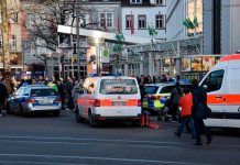Hombre embiste con su vehículo a varios peatones en Alemania