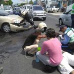 Managua: Conductora se «vuela» señal de Alto y provoca accidente