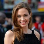 Angelina Jolie confiesa que sufre parálisis de Bell