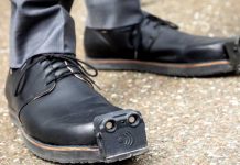 Desarrollan zapatos para ciegos que detectan obstáculos tecnologia, zapatos, obstaculos, ciegos,