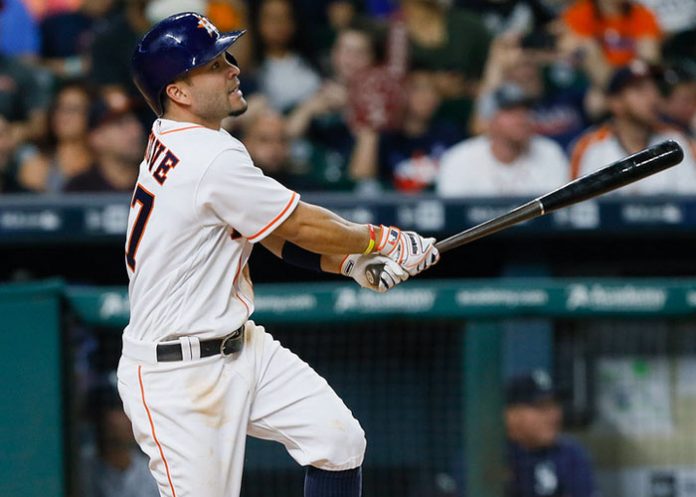 astros_V8KFgY1 aaron