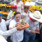 Nicaragua: Sacerdote bendice barco donde montan a Minguito