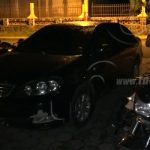 Delincuentes arrasan con vehículo parqueado en la Isla de Ometepe