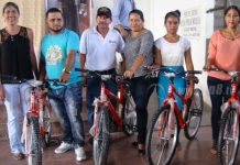 Ocotal: Más de 400 estudiantes del campo con excelencia académica reciben bicicletas