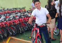 Nueva Guinea: Estudiantes reciben bicicletas